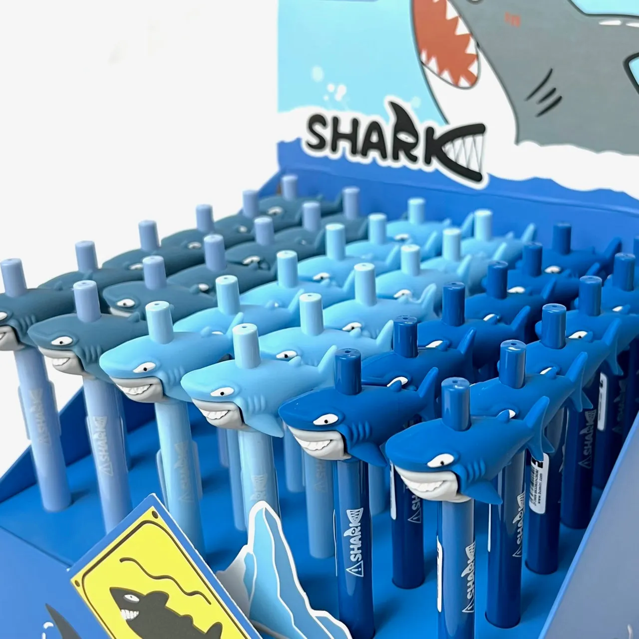 22481 SHARK RETRACTABLE GEL PEN-36