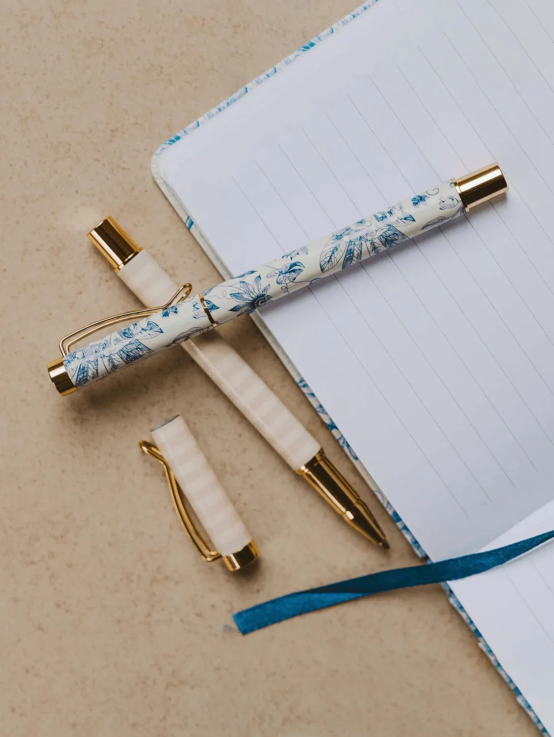 Blue Delft Metal Pen Set