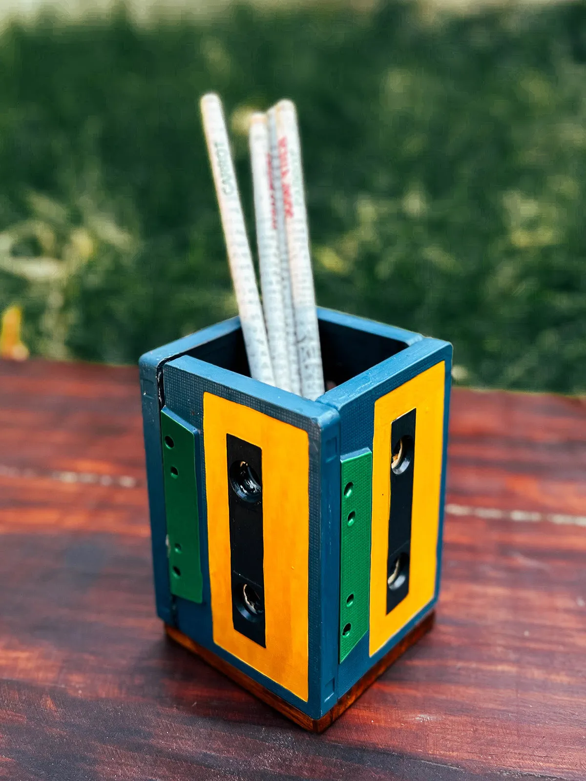 Geet Table Organizer