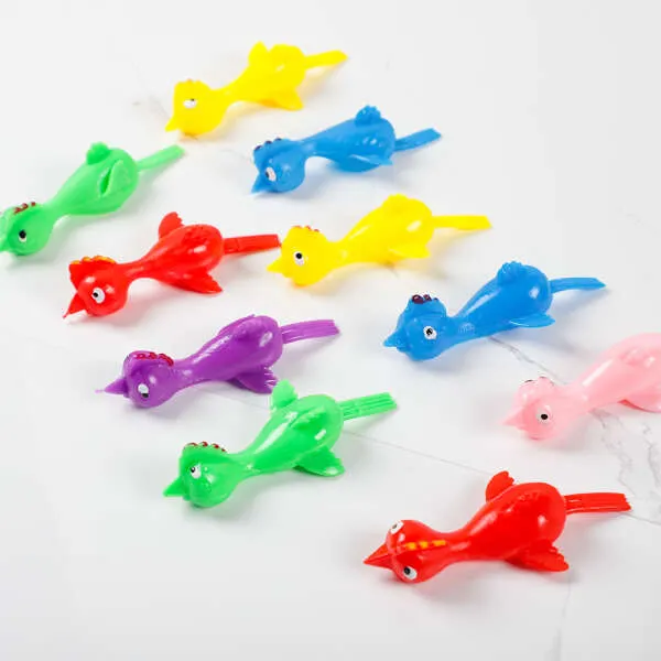 Quaquapult - Flying sticky chicks